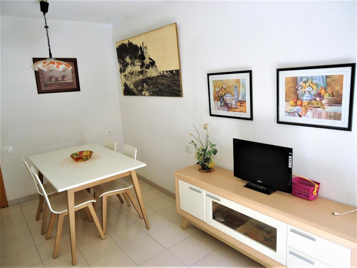 PeñíscolaLes Doyes Residencial Lekアパートメント エクステリア 写真