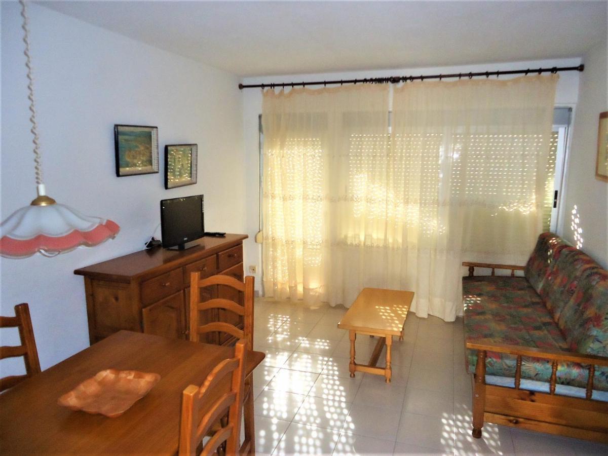 PeñíscolaLes Doyes Residencial Lekアパートメント エクステリア 写真